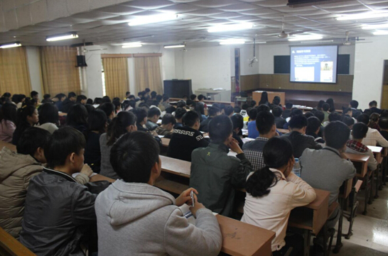 南昌向遠鐵路學校師生參加北京交通大學2016年春季新生開學典